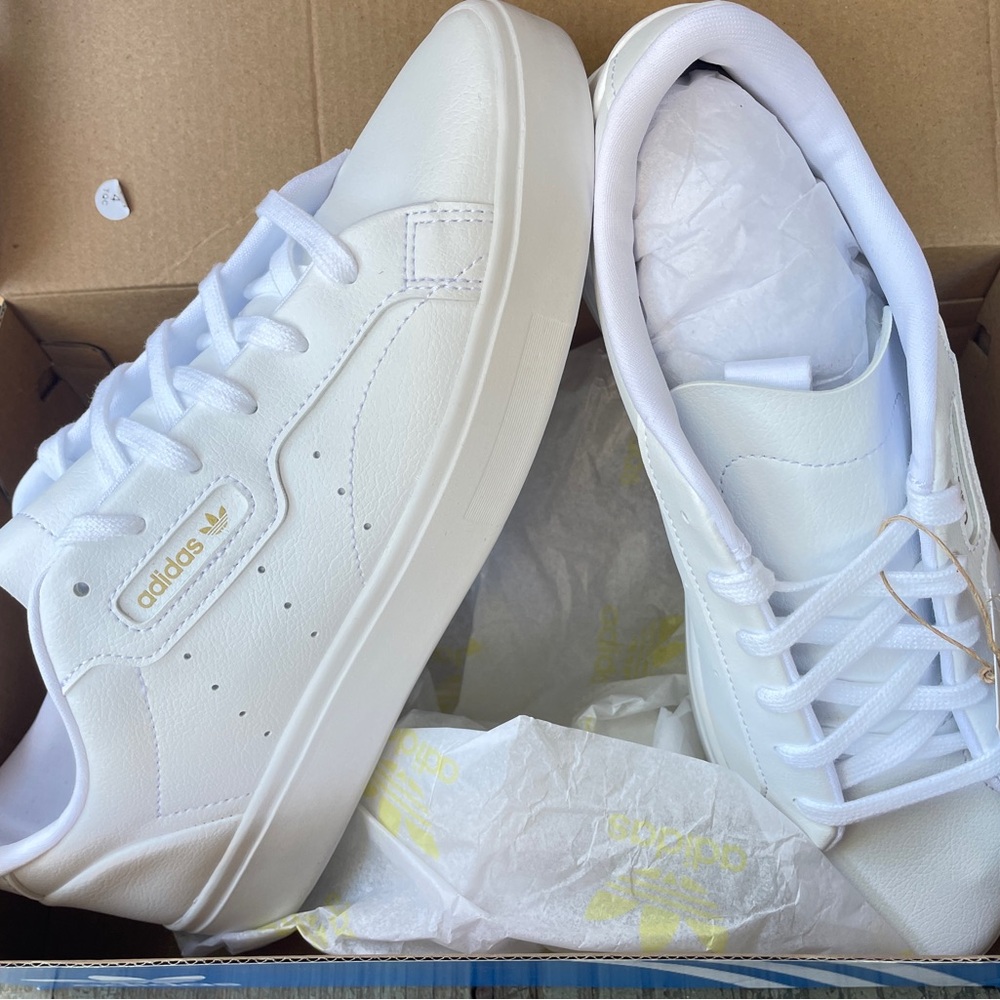 Adidas Classic White Lace-Up Sneakers/ Court Shoes - Men’s Size 8.5